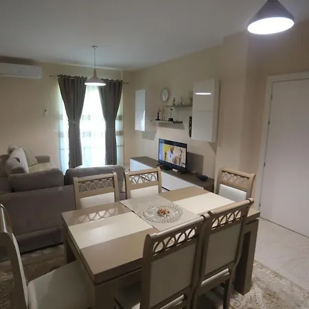 Vip House Tushemisht