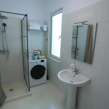 Διαμέρισμα Vip House Tushemisht